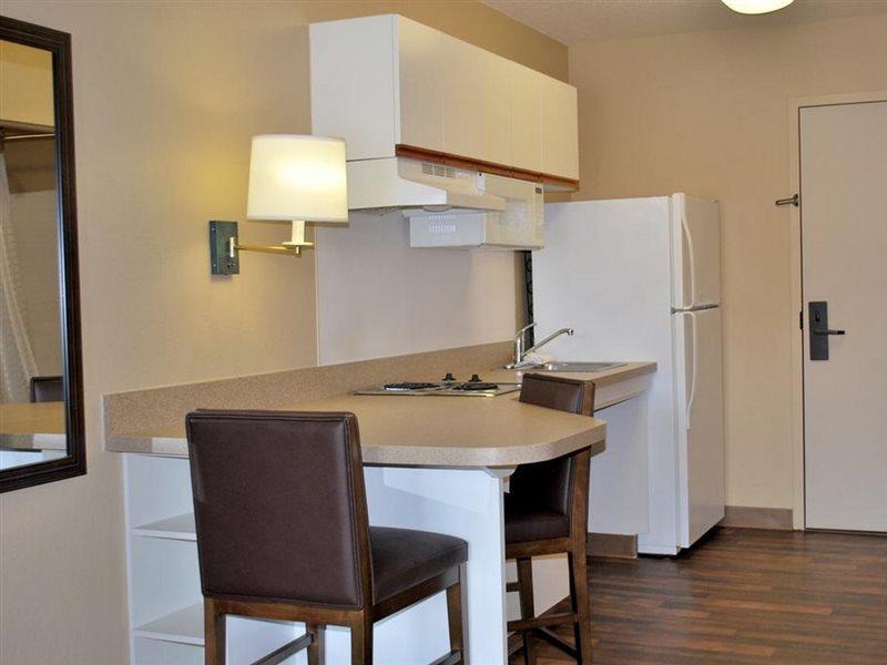 Extended Stay America Suites - Milwaukee - Brookfield Buitenkant foto