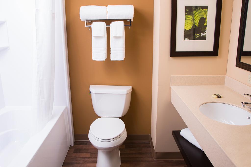 Extended Stay America Suites - Milwaukee - Brookfield Buitenkant foto