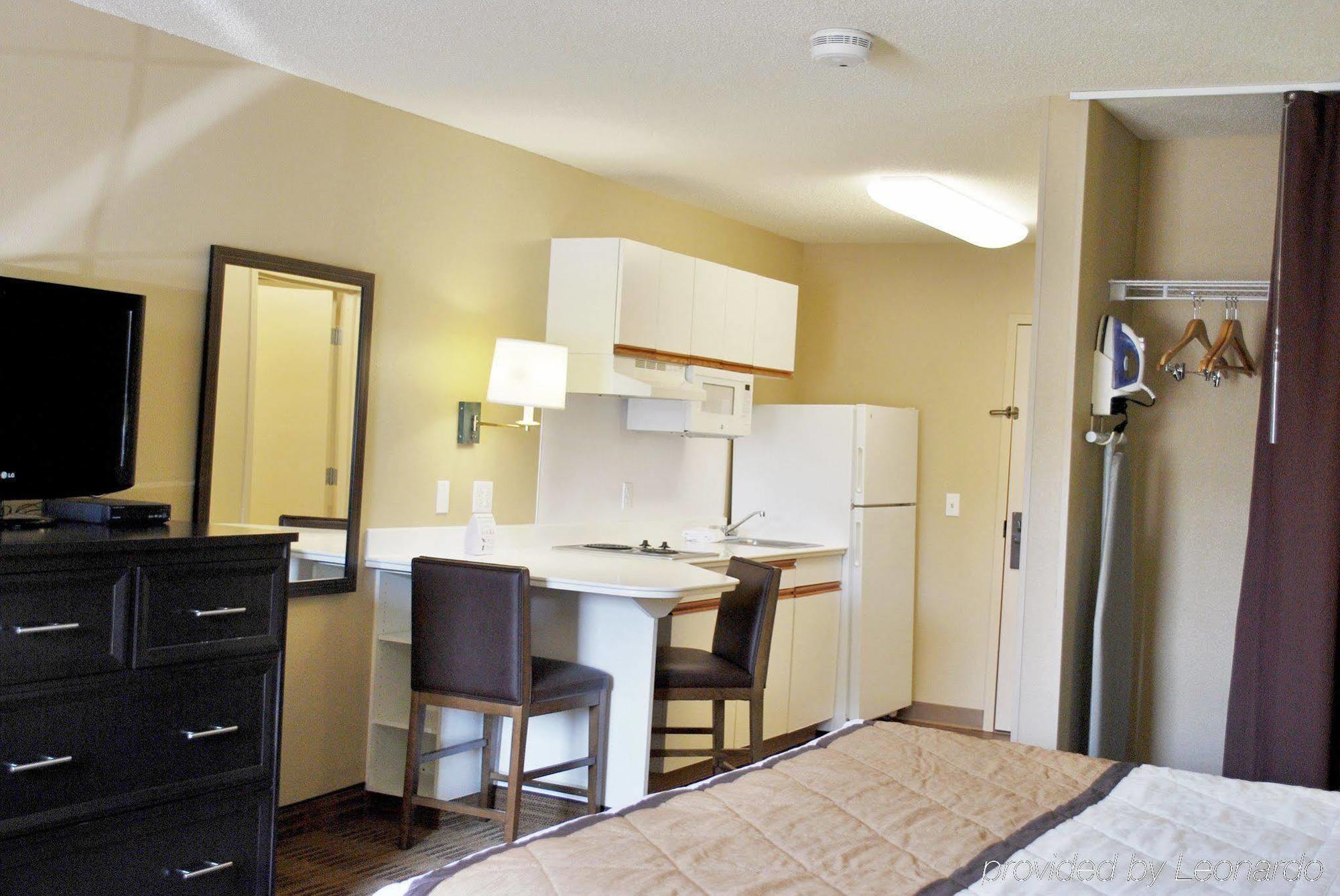 Extended Stay America Suites - Milwaukee - Brookfield Buitenkant foto