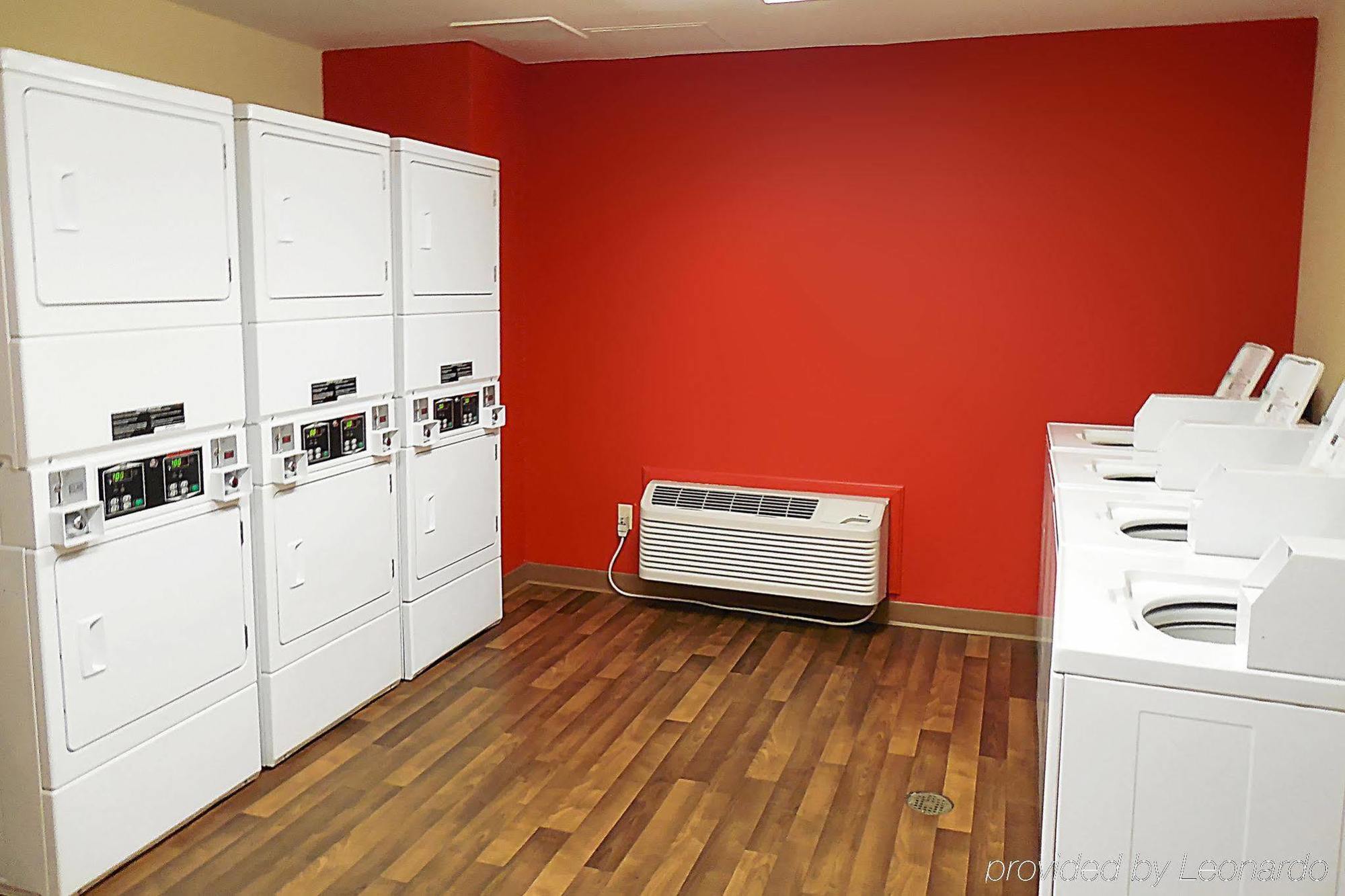 Extended Stay America Suites - Milwaukee - Brookfield Buitenkant foto